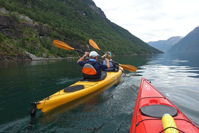Fjord paddle in Hellesylt - Half Day Kayaking Tour - Weather matters more than you think for a fjord paddle