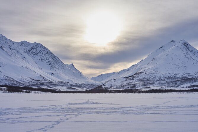 Fjords and Alps Snowshoe Tour in Lyngen Alps - What to bring and how to pace yourself in snowshoe country