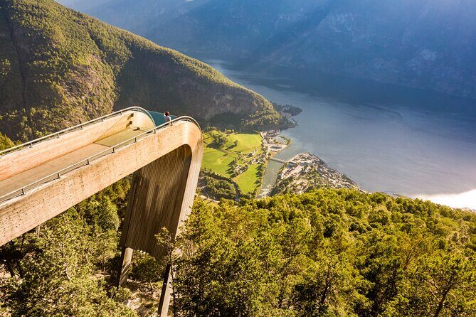 Flam: The Spectacular Stegastein Viewpoint Tour (Small Group) - The Drive Up: Audio Guide, Narrow Roads, and Photo Stops