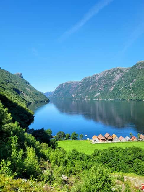 Frafjord Paddling & Månafossen Waterfall Hike Stavanger - If there’s a wet-water moment, you’ll be ready