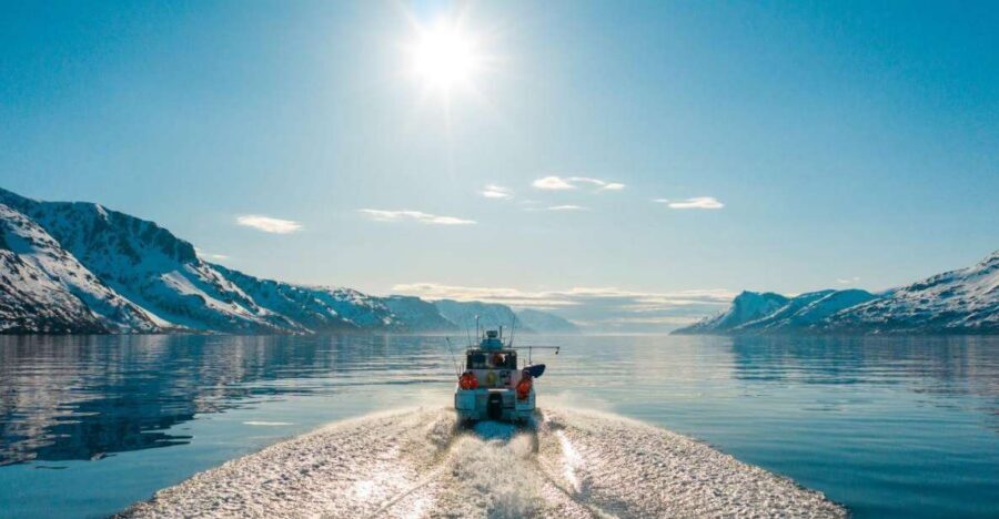 From Alta: Adventure Cruise in Alta Fjord - Arctic gear and comfort: how they keep you warm without overpacking