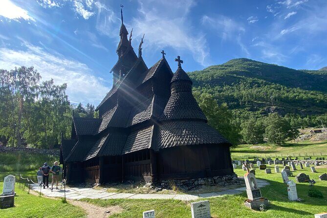 From Flåm, Guided Tour: Stegastein, Borgund Stave Church & More - Who should book this tour (and who might prefer something else)