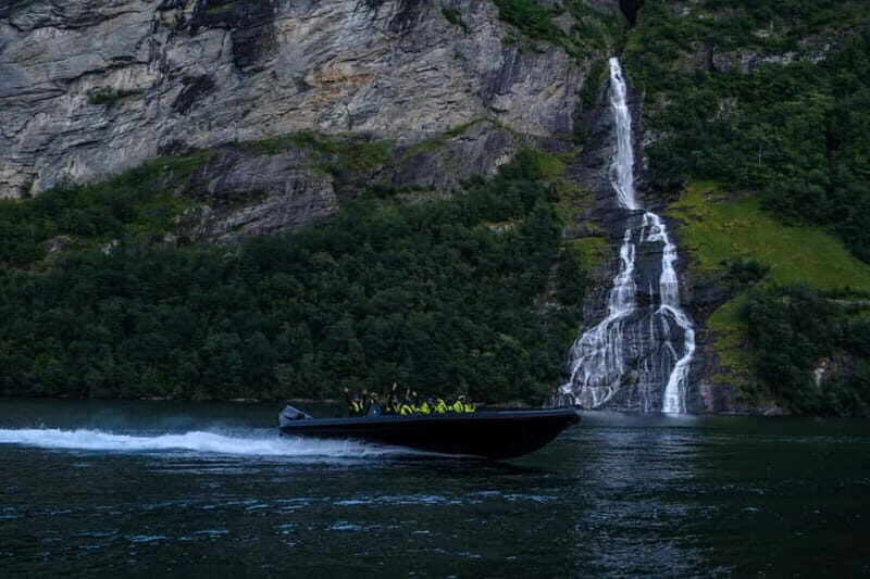 From Hellesylt: Experience Fjordsafari Geirangerfjord on RIB - Key things that make this RIB tour worth it