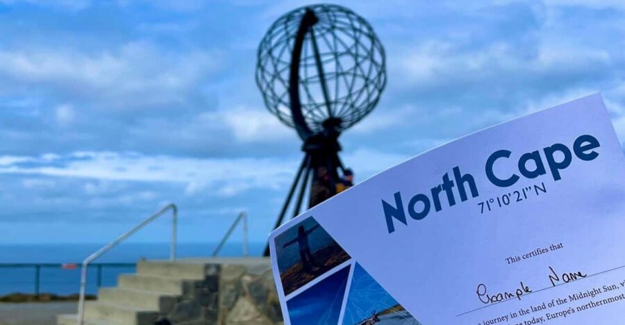 From Honningsvåg: VIP North Cape and Kingcrab Tour - The guide experience: great narration is the secret ingredient