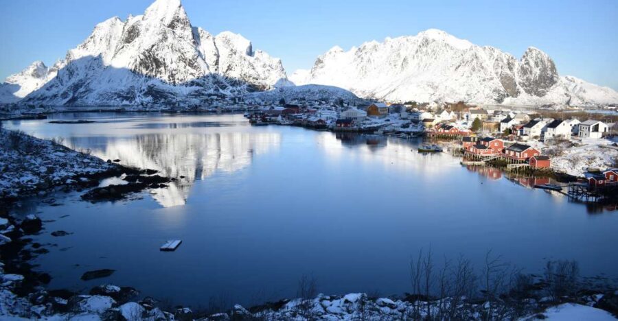 From Leknes City/Port: Private Lofoten Tour with Transfer - Food, timing, and what to pack for a 6-hour island day