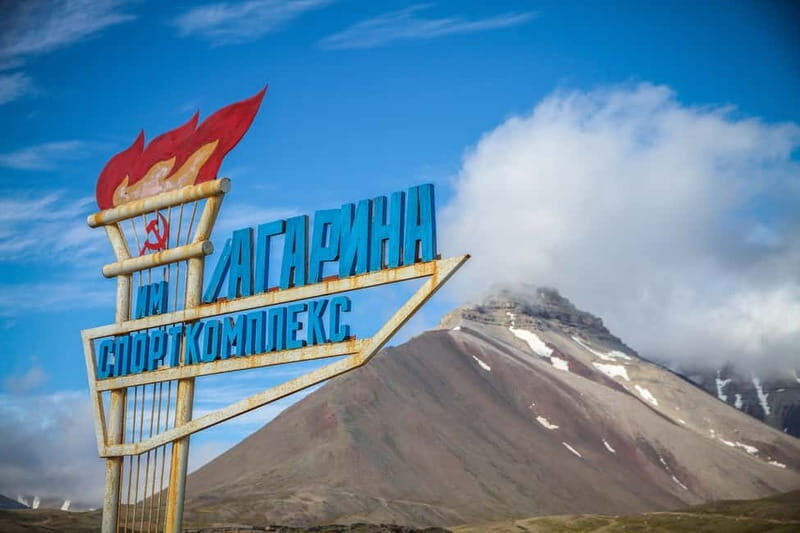 From Longyearbyen: Pyramiden Private Photo Tour w/ Transfer - Key photo-tour takeaways