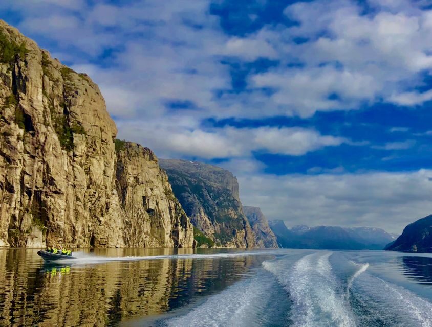 From Stavanger: RIB Tour to Lysefjord - Wildlife spotting: porpoises, seals, sea eagles, and patience