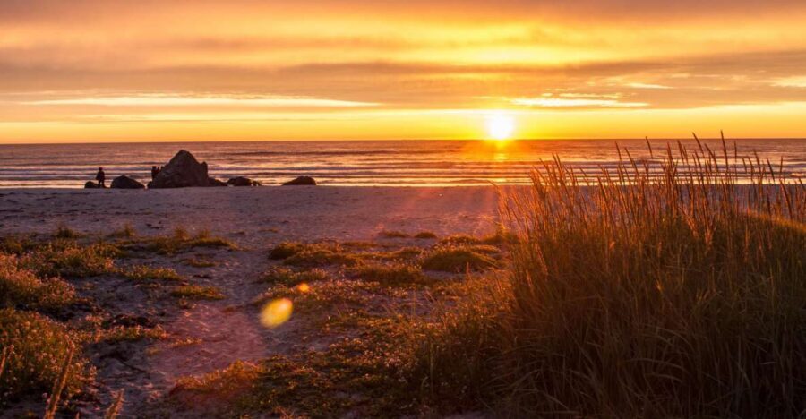 From Svolvær: Midnight sun tour with a photographer - The 4-Hour Rhythm From Svolvær