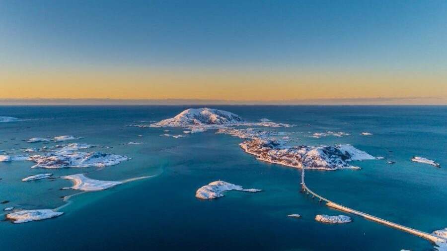 From Tromsø: Arctic Wildlife & Fjord Sightseeing Tour by Car - Straumsgården and Rystraumen: finishing with more viewpoint payoff