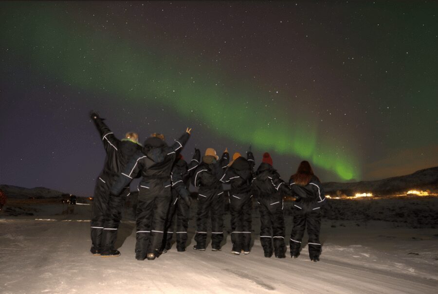 From Tromsø: Northern Lights Tour in Minibus with Photos - Photo help that actually matters in the cold
