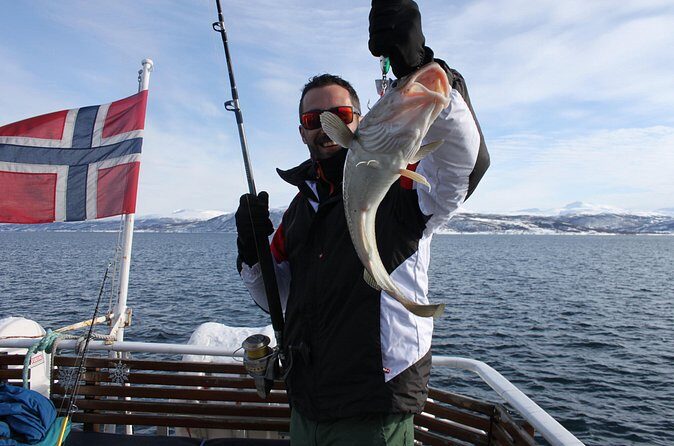 From Tromsø: Polar Fishing Adventure - The onboard lunch: cooking your catch on a traditional boat