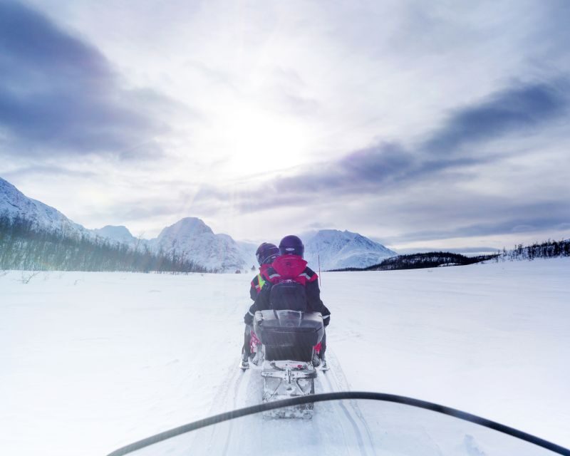 From Tromsø: Snowmobile Safari in the Lyngen Alps - The Snowmobile Safari Plan: Shared Bikes, Driver Swaps, and 2.5 Hours of Riding