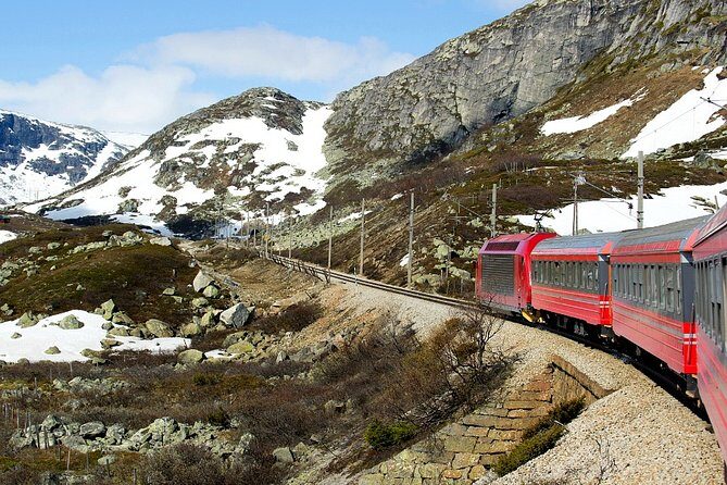 Full Day Guided Roundtrip From Bergen To Sognefjord With Flam Railway - Gudvangen fjord cruise time: Nærøyfjord and Aurlandsfjord