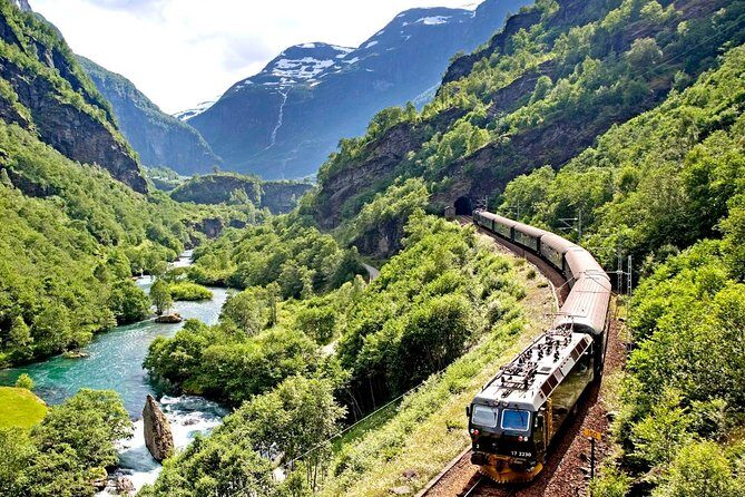 Full Day Guided Roundtrip From Bergen To Sognefjord With Flam Railway - What the private guide changes (and what it doesn’t)