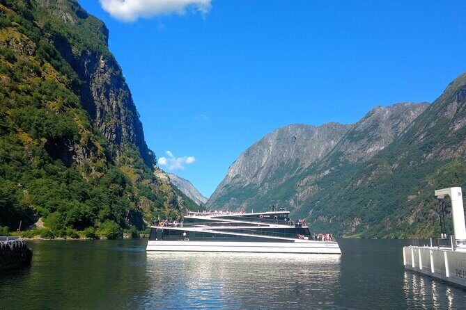 Full Day Private Tour to Flam with Pick Up - Key Things That Make This Flåm Day Special