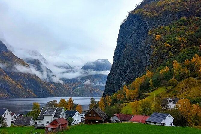 Full Day Private Tour to Flam with Pick Up - Flåmsbana Railway: The 1-Hour Ride That Feels Like a Moving View Deck