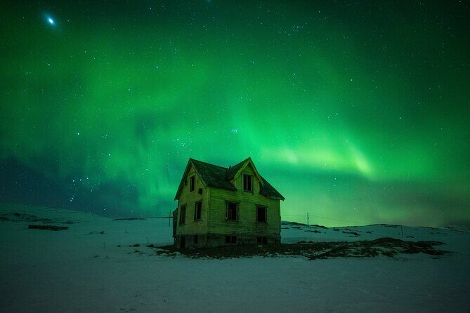 Full Night Magic of the Northern Lights in Tromso - How the Northern Lights plan actually works
