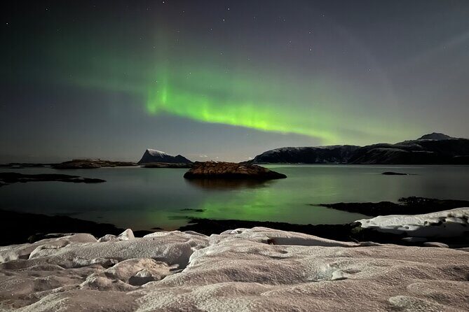 Full Night Magic of the Northern Lights in Tromso - Tromsø launch point: the first viewing strategy