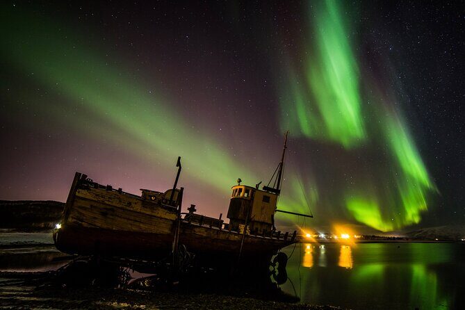 Full Night Magic of the Northern Lights in Tromso - Toilets and stop times: what to expect in the minibus