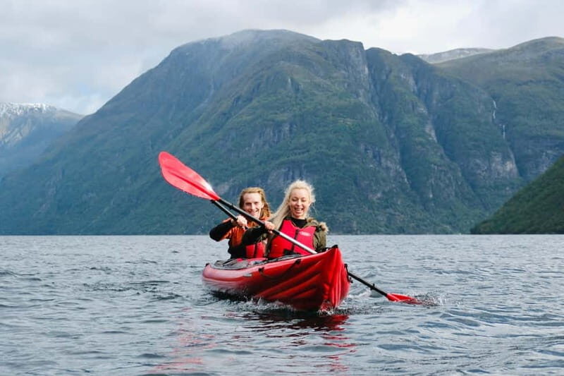 Geiranger: Beginner-Friendly Fjord Kayaking - Meeting At Maråkvegen 37: Quick Start, Clear Setup