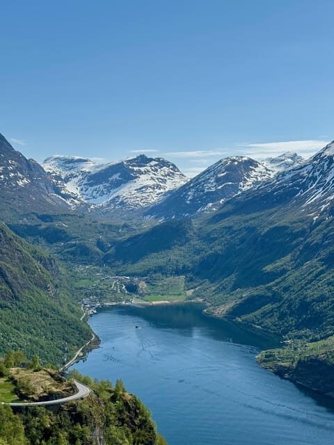 Geiranger Dalsnibba: mini bus tour - A 2-Hour Shortcut to Dalsnibba’s Fjord Views