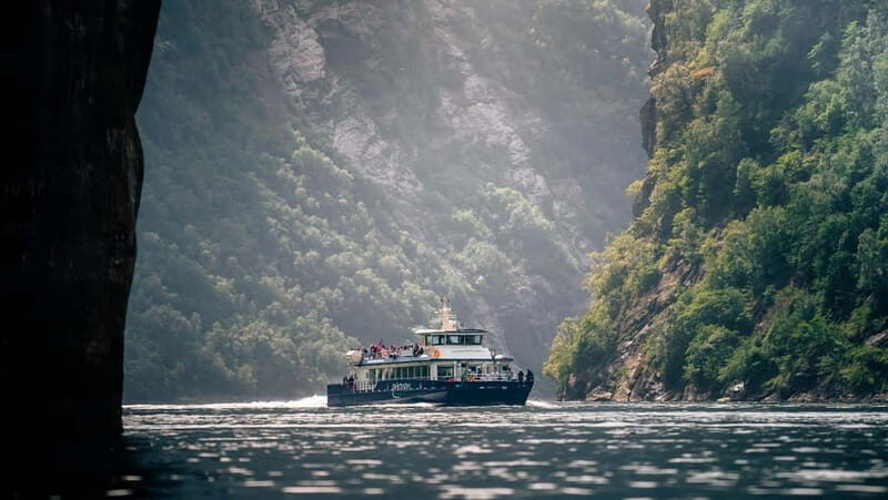 Geiranger: Fjord and Waterfalls Sightseeing Boat Trip - Geirangerfjord From the Water: Why this 75-Minute Cruise Works