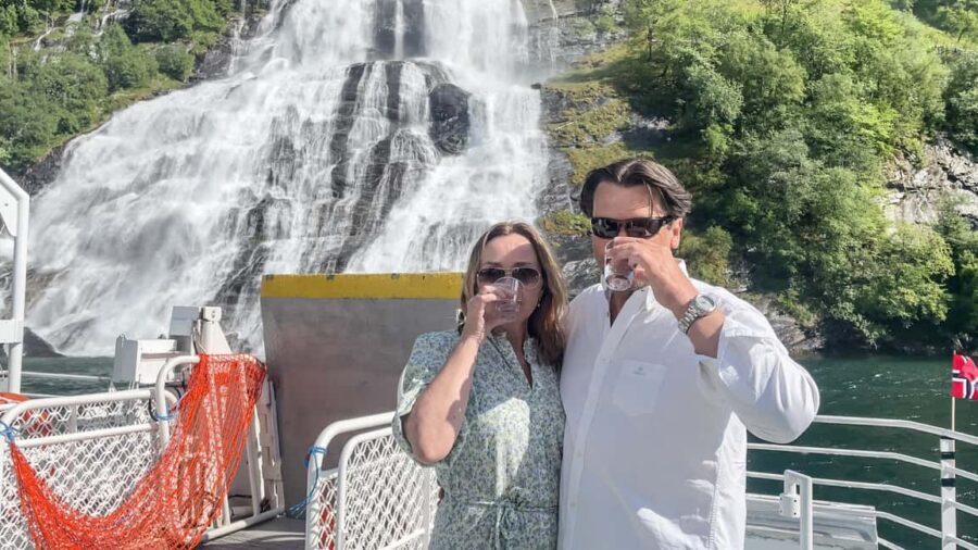Geiranger Fjord Tour from Hellesylt (with stop in Geiranger) - Geiranger Village: How to Use 1.5 to 2 Hours Without Stress