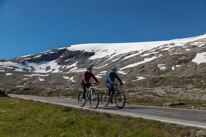 Geiranger: Sky to Fjord Downhill Biking Adventure - Road Realities: Should You Expect Buses and Narrow Space?