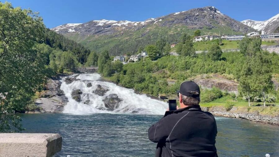 Geiranger to Ålesund Bus Tour (one way) - The Storfjord car ferry: Grand Fjord crossing by moving platform