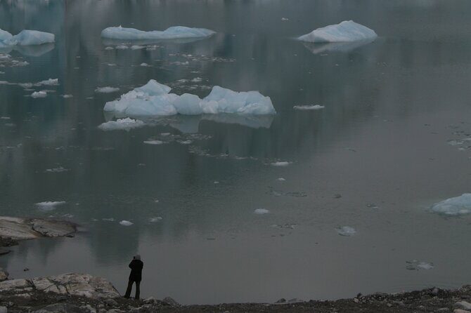 Glacier Hiking and kayaking Tour on Stygge - Austdalsbreen’s 30m front: how the glacier feels when you’re close