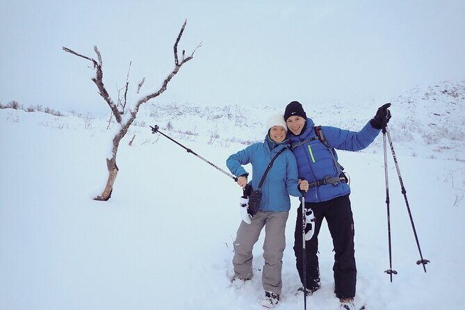 Guided easy snowshoeing with a visit to local café - Is it worth it for your group? Who should book this