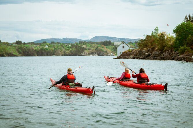 Guided Kayak Tour Bergen - Beginner Instruction That’s More Than a Quick Talk