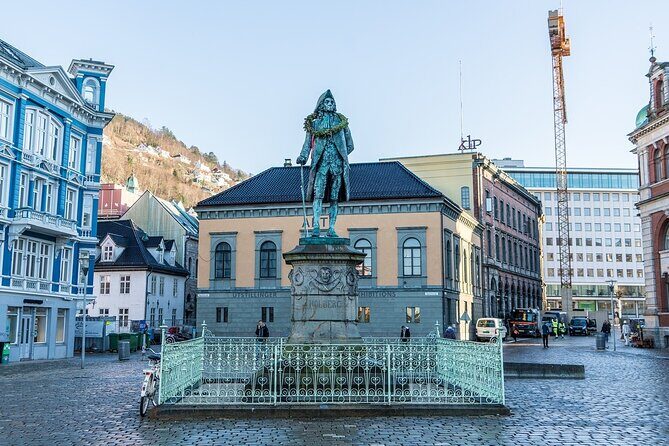 Guided Walking Tour in Bergen - Byparken: the easiest way to get oriented