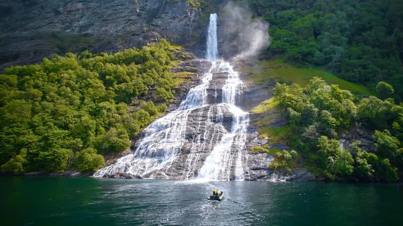 Hellesylt: Guided Geirangerfjord Boat Tour - Where it fits best in your Norway plan