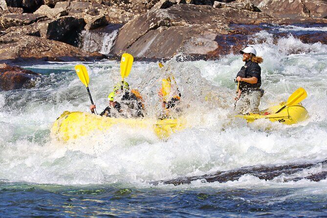 High Adrenaline Rafting in Dagali near Geilo in Norway - The safety briefing and guide setup that keeps adrenaline fun