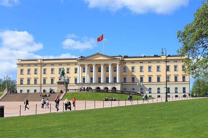 History and Secrets of Oslo Tour - The Palace-to-Central Station Boulevard: Learn the City by Walking It