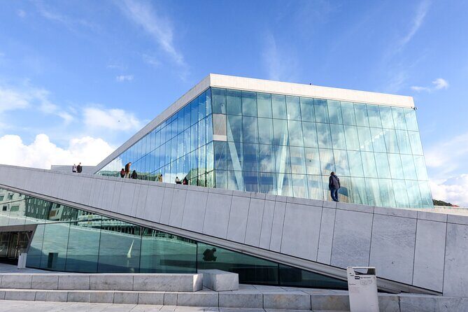 History and Secrets of Oslo Tour - Oslo City Hall: Where the Prize Ceremony Happens