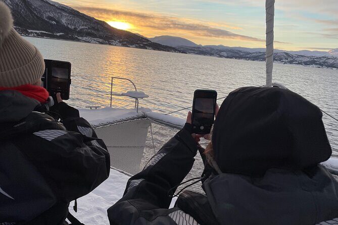 History Fjordcruise Around The Isle Of Tromso - Luxury Catamaran - A luxury catamaran loop you can do on a tight schedule