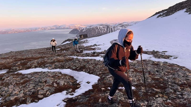 Honningsvåg: Hiking Tour. Arctic Ocean Views from Mountains - Time, effort, and who this hike suits best