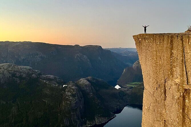 Iconic Preikestolen Hike with Expert Guide - Key highlights (what you’ll feel from the start)