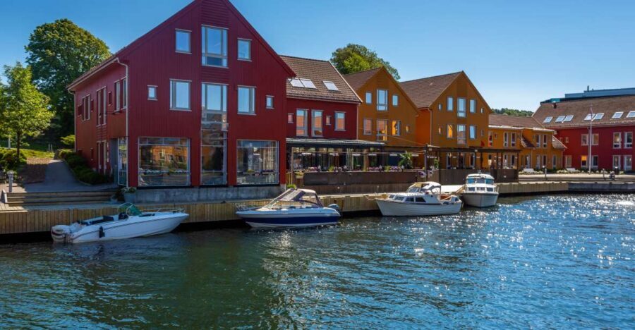 Kristiansand: Guided Cultural Walking Tour - Kristiansand’s grid plan makes walking feel effortless