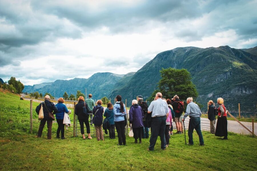 Ljøen, Hellesylt: Ljøen Farm Tour - UNESCO Geirangerfjord Context: Why 400 Years of Farming Matters