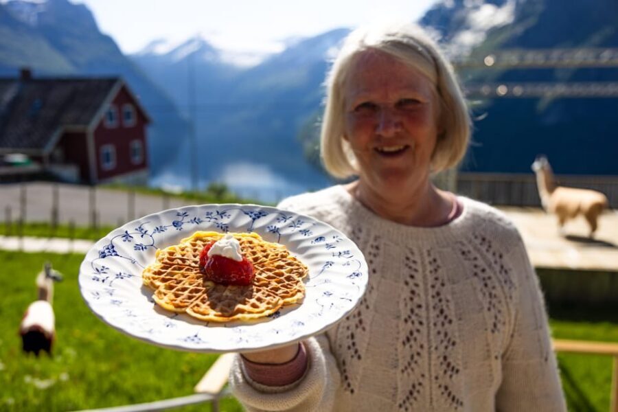 Ljøen, Hellesylt: Ljøen Farm Tour - Price and Value: Is $62 Worth One Hour?