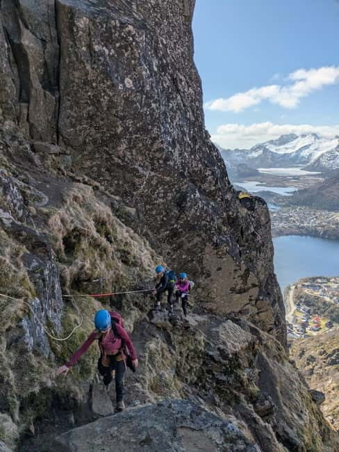 Lofoten: Climb Svolværgeita with a certified tour guide and experience the adventure! - What the 5-hour timing feels like in real life