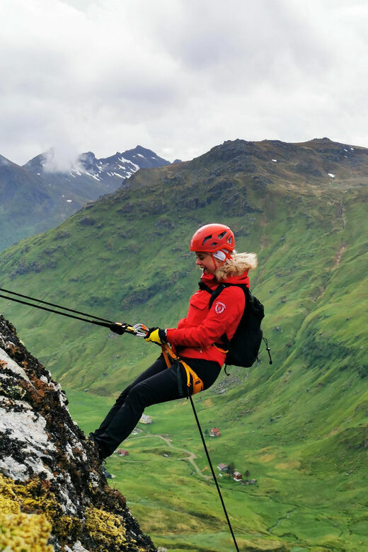 Lofoten: Full Day Combo tour, (kayaking and rappelling) - How Weather and Tide Shape Your Paddle Route (and Why That’s Good)