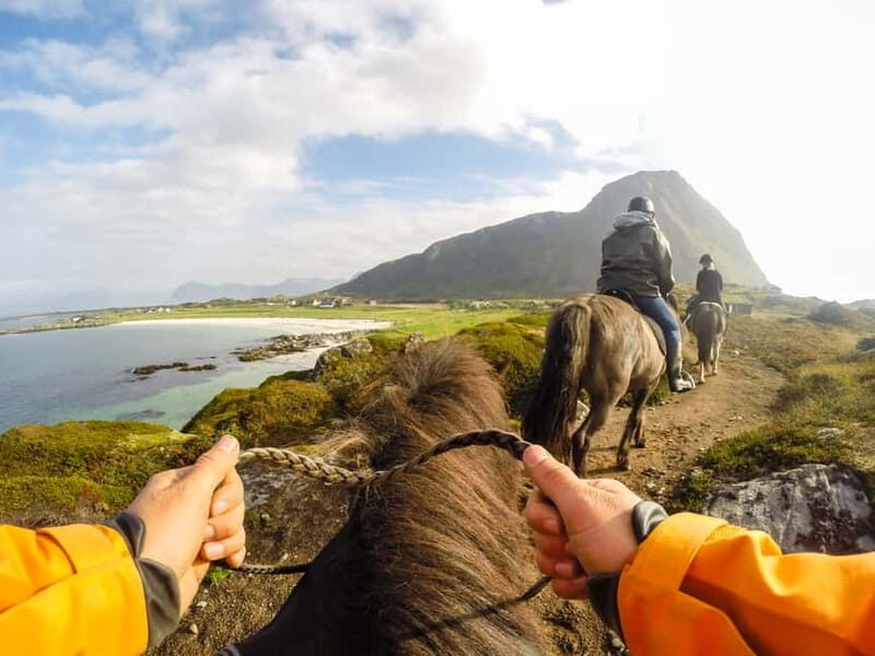 Lofoten: Guided Horse Riding Tour Over Hov and Hovsund - The Hov coastline: relaxed beach riding where the sea does the talking