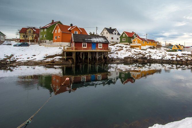 Lofoten Highlights Photo Tour - Henningsvær & Haukland - Stop 1: Kabelvåg Church (Lofoten Cathedral) and How to Photograph Wooden Architecture