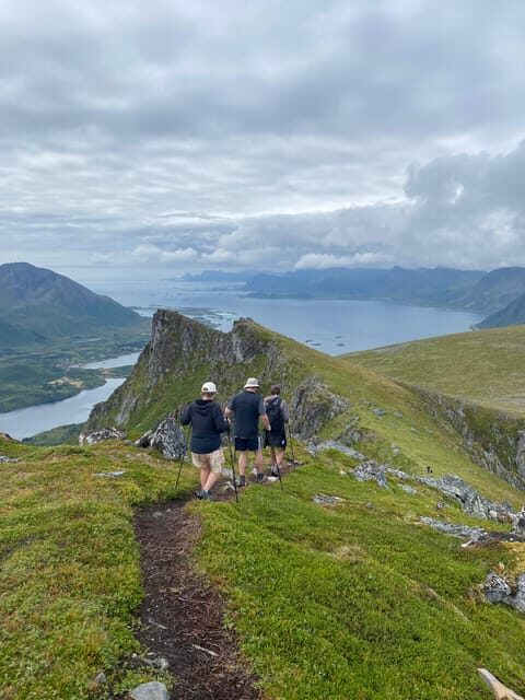 Lofoten Islands: Guided Hiking Into the Wilderness - Uphill - What to pack for an Lofoten morning that can change fast