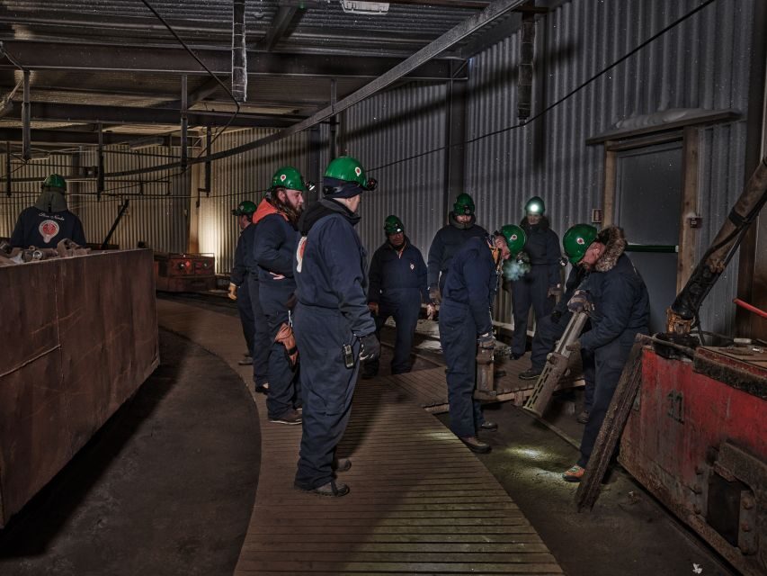 Longyearbyen: Historic Coal Mine Tour at Gruve 3 - Safety and comfort: what to wear and how to pace yourself