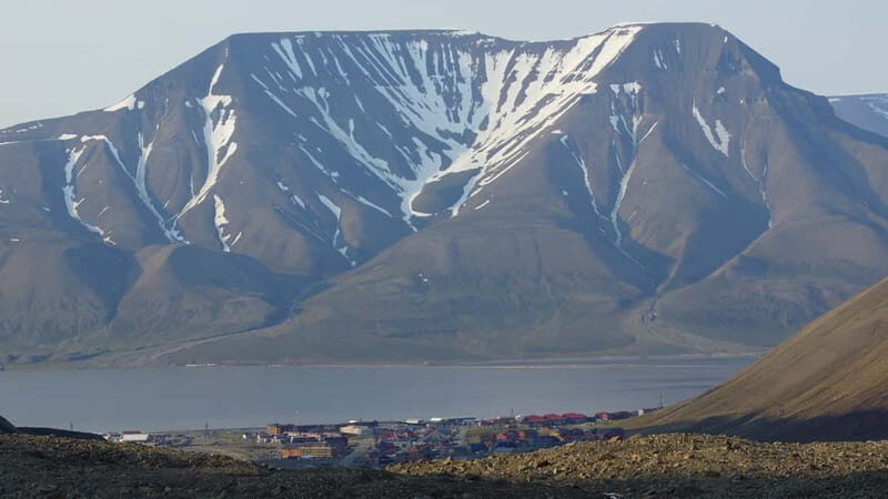 Longyearbyen: Platåfjellet Guided Hike with Panoramic Views - Key Things I’d Bank On